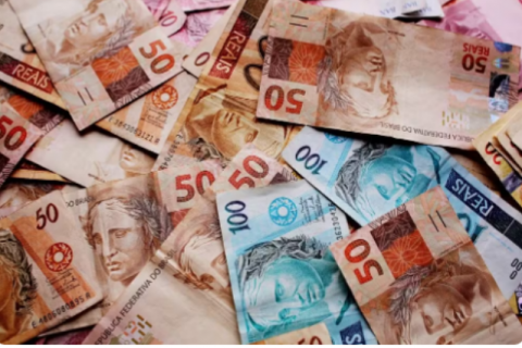 Governo estima salário mínimo de R$ 1.717 em 2027